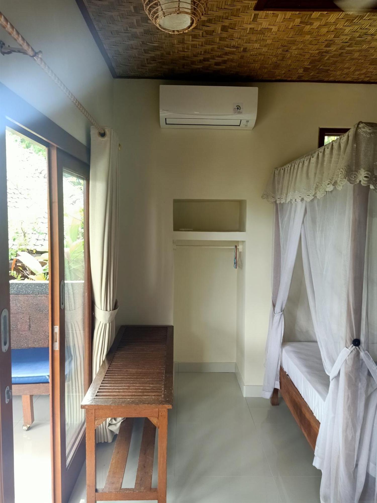 Bamboo Bali Apartment Amed  Room photo